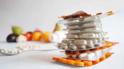 Pain Killer Side Effect | शरीराला आतून पोखरतायत वेदनाशामक औषधे! जाणून घ्या कोणत्या गोळ्या शरीरासाठी हानिकारक...