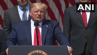 अमेरिकेत संसदेवर हल्लाबोल, डोनाल्ड ट्रम्प यांचे ट्विटर अकाऊण्ट लॉक, कायमस्वरुपी बंदीचा इशारा