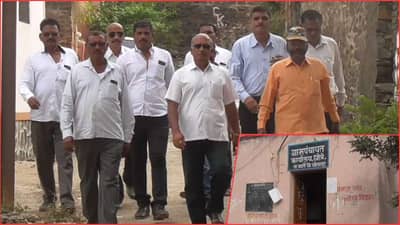 देशाच्या सीमांचं संरक्षण करणाऱ्या सैनिकांवर निवृत्तीनंतर गावच्या विकासाची जबाबदारी, धोत्रे ग्रामस्थांचा ऐतिहासिक निर्णय