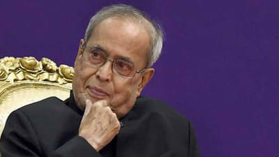 रविवार विशेष : नेपाळला भारतात विलीन करण्यास नेहरूंचा नकार, प्रणव मुखर्जींच्या आत्मचरित्र्यातील महत्त्वाचे खुलासे