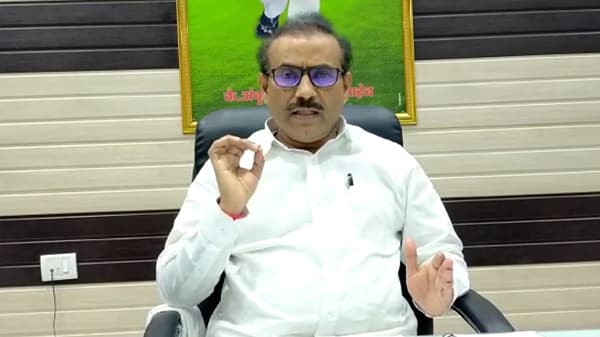 मोठी बातमी ! लॉकडाऊन, रेमडेसिव्हीर इंजेक्शन ते ऑक्सिजनचा पुरवठा, टास्क फोर्सच्या बैठकीत पाच महत्त्वपूर्ण विषयांवर चर्चा