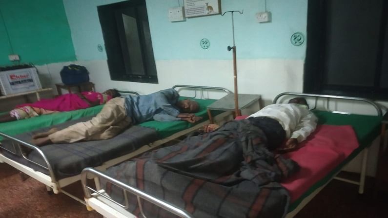 या दुर्घटनेतील जखमींवर तात्काळ उपचारही करण्यात येत आहे.