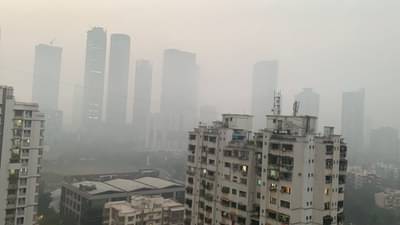 मुंबईकरांनो, तुम्ही हवा नाही, विष शरीरात घेताय!