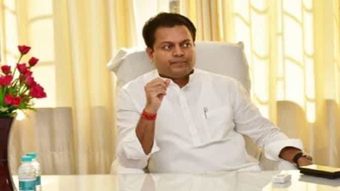 राज्यातील खासगी आणि सरकारी रुग्णालयांचे सेफ्टी ऑडिट करण्यात येणार : अमित देशमुख