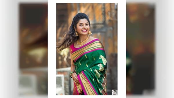 अभिनेत्री प्राजक्ता माळी नेहमीच तिच्या ड्रेसिंग स्टाईलनं सर्वांचं लक्ष वेधते. आता तिचा हा लूकसुद्धा तिच्या चाहत्यांच्या चांगलाच पसंतीस आला आहे.