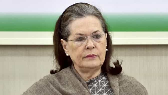 ठाकरे सरकारचा घोटाळा कधीही बाहेर येईल; काँग्रेस नेत्याची थेट सोनियांकडे शिवसेनेची तक्रार