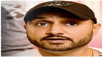 Australia vs India 3rd test | टीम इंडियाच्या खेळाडूंवर वर्णद्वेषी टीका, हरभजनचे ट्विट, म्हणाला...