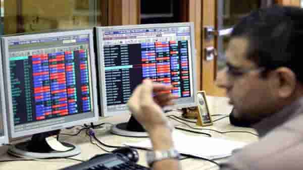 Share Market: रिलायन्सच्या समभागधारकांना तीन वर्षांत 117 टक्के रिटर्न्स; AGM मध्ये मोठ्या घोषणेची शक्यता