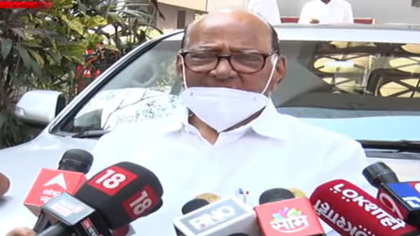 Dhananjay Munde Case : देशाच्या प्रमुखांनीही निवडणूक शपथपत्रात माहिती लपवली होती; पवारांचा भाजपला टोला