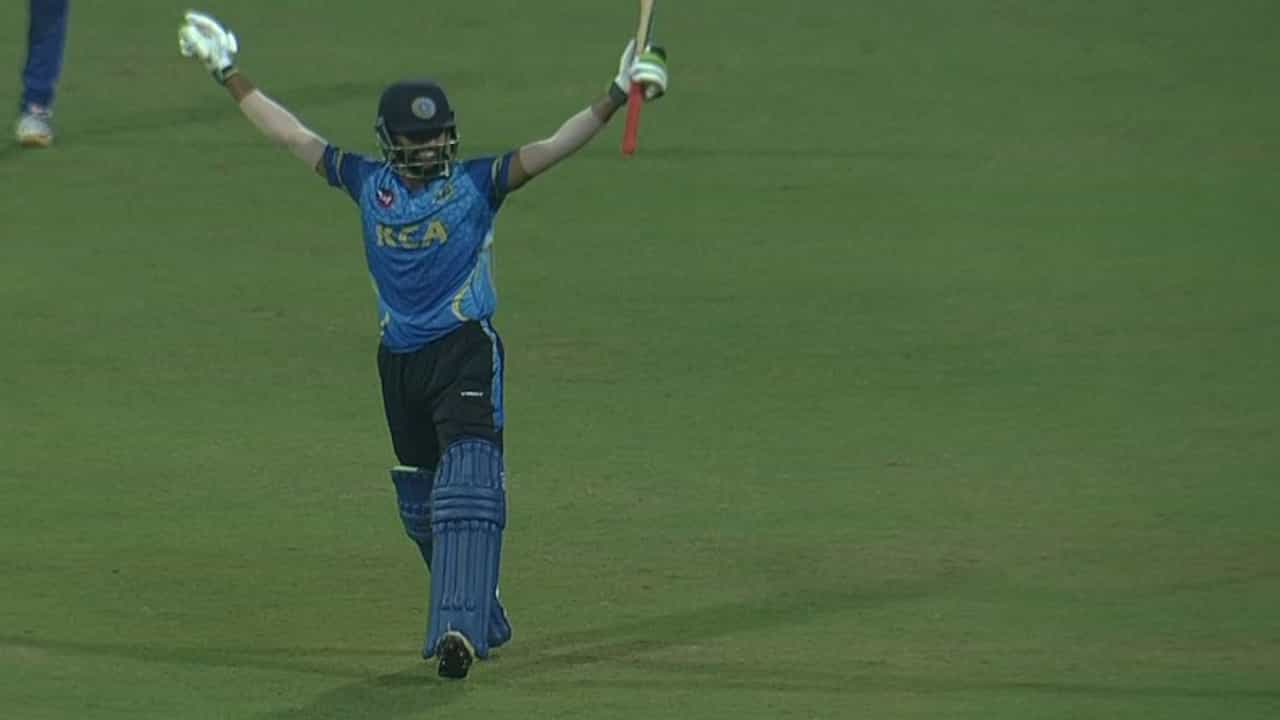 Syed Mushtaq Ali T20 Trophy| ज्युनिअर अझरुद्दीनचा झंझावात, 11 सिक्स, 9 फोर, क्रिकेट बोर्डाकडून मोठा सन्मान