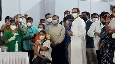 लसीकरणाच्या मुद्द्यावर राजकारण नको; मुख्यमंत्र्यांचं आवाहन