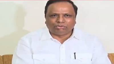 अहंकाराचा विषय येतो तेव्हा उखाड दिया; संभाजीनगरचा विषय येताच साष्टांग दंडवत; भाजपचा हल्लाबोल