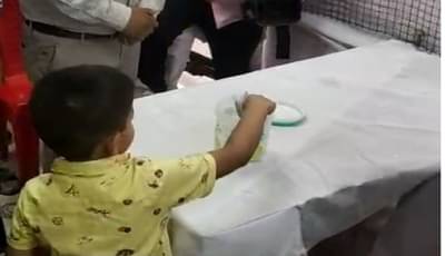 सेना-भाजपच्या उमेदवारांना समान मतं, चिठ्ठी उचलण्यासाठी मुलाचा शोध, निकाल आला.....