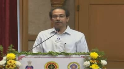 मला अपघातमुक्त महाराष्ट्र हवा आहे : मुख्यमंत्री उद्धव ठाकरे