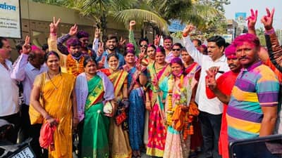 Maharashtra Gram Panchayat Election Results 2021: गावगाड्याचा कौल, कुणी चिंता करायची, कुणाला शाबासकी; महापालिकेसाठी कोण धोक्यात?