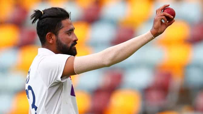 Brisbane Test : 5 विकेट घेत कांगारुंना आस्मान दाखवणारा सिराज वडिलांच्या आठवणीने व्याकूळ, म्हणाला...