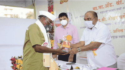 25 वर्ष विना अपघात सेवा देणार्‍या एसटी चालकांना 25 हजारांचे बक्षीस, अनिल परबांची मोठी घोषणा