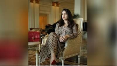 दिलबर गर्ल नोरा फतेहीच्या स्टायलिश हिल्स, किंमत ऐकून व्हाल हैराण!