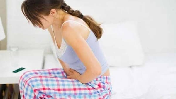 Home Remedies | मासिक पाळी टाळण्याऱ्या औषधांचे आरोग्यावर गंभीर परिणाम, गोळ्यांऐवजी वापरा ‘हे’ घरगुती उपाय!