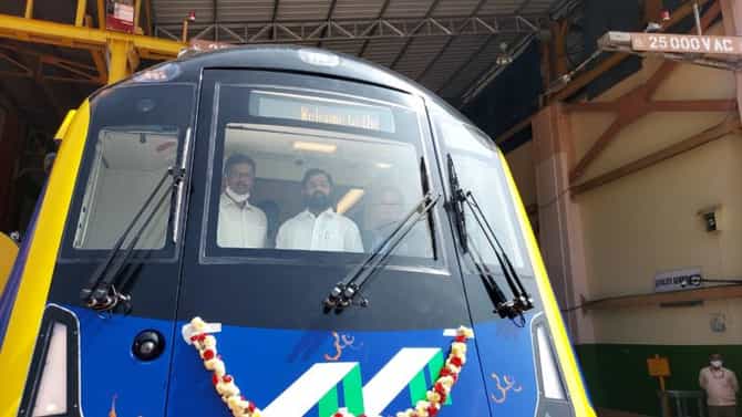 मुंबईत चालकरहित स्वदेशी मेट्रो चालणार? एकनाथ शिंदेंकडून बंगळुरुत पाहणी