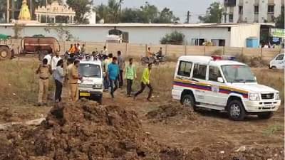 पुण्यात तिशीतील तरुणाचा मृतदेह आढळला, शिवप्रेमीच्या टॅटूवरुन ओळख पटवण्याचे प्रयत्न