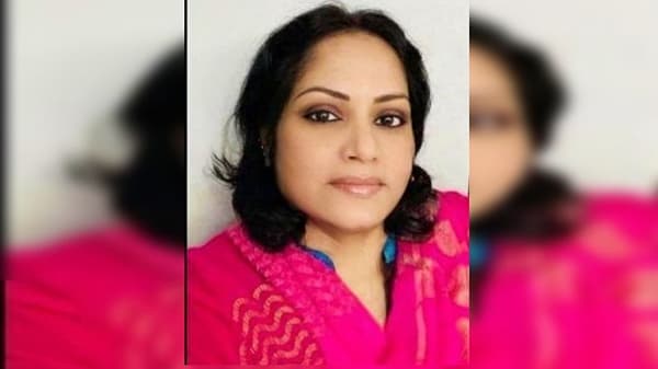 राम मंदिरासाठी निधी गोळा करणारी मुस्लीम महिला कोण? लोकांकडून जोरदार कौतुक