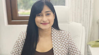 परीक्षा न देताच आयएएस?; लोकसभा अध्यक्षांच्या मुलीने दिले हे उत्तर