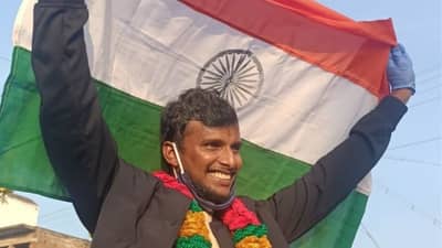 T Natrajan | थंगारासू नटराजनची रथातून मिरवणूक, गावकऱ्यांचा आनंद गगनात मावेना