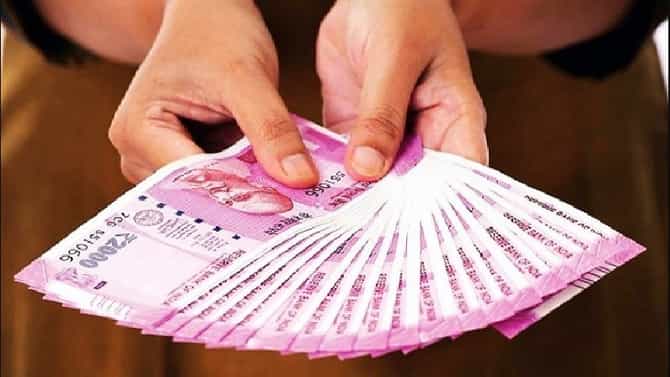 कोरोना काळात कंपनीने नोकरीवरुन काढलं, काही दिवसातच महिला 437 कोटींची मालक
