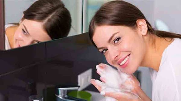 Beauty Tips: सुंदर दिसायचंय?, चेहऱ्याला अंड्याचा फेसपॅक लावा अन् रुपवान व्हा!