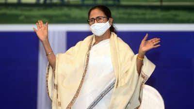 दिल्लीतच देशाची राजधानी का?, कोलकातासहीत देशातील चार ठिकाणी राजधानी बनवा: ममता बॅनर्जी