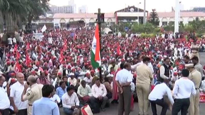 Farmer Protest in Mumbai | मुंबईच्या आझाद मैदानात जमलेल्या शेतकऱ्यांच्या नेमक्या मागण्या काय?