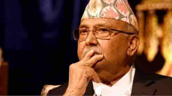 नेपाळच्या कम्युनिस्ट पक्षात उभी फूट, पंतप्रधान ओलींची स्वपक्षातूनच हकालपट्टी