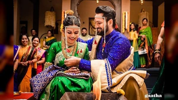 मराठमोळा अभिनेता सिद्धार्थ चांदेकर आणि अभिनेत्री मिताली मयेकर अनेक वर्ष डेट केल्यानंतर आता लग्न बंधनात अडकले आहेत.
