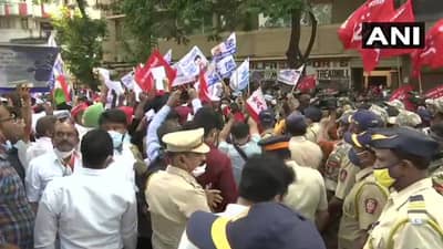 लाल वादळ राजभवानाच्या दिशेने, मोर्चेकऱ्यांना अडवलं; पोलिसांबरोबर आंदोलकांची झटापट