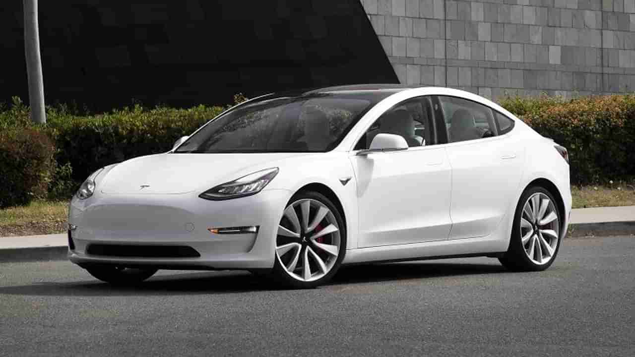 ही असेल Tesla ची भारतातील पहिली कार, कंपनी गुजरातमध्ये कामकाज सुरु करणार?
