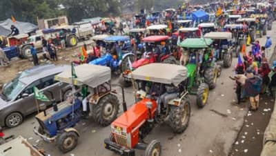 दिल्लीच्या सीमेवर ट्रॅक्टर रॅली, हजारोंच्या संख्येने शेतकरी सामील होणार