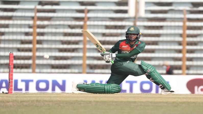 Shakib Al Hasan | जोरदार एंट्री दमदार रेकॉर्ड, शाकिब अल हसनचा विश्वविक्रम Shakib Al Hasan | जोरदार एंट्री दमदार रेकॉर्ड, शाकिब अल हसनचा विश्वविक्रम