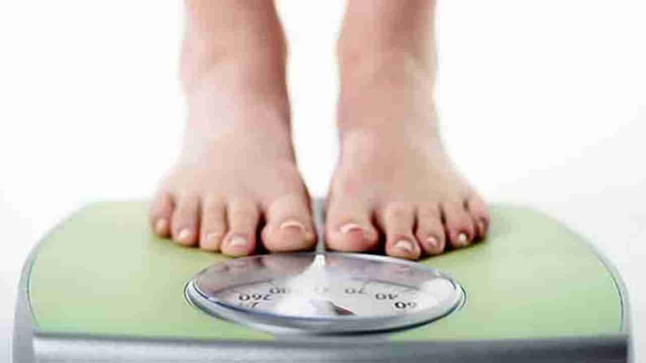 Weight loss Tips : वजन वाढलंय मात्र व्यायामाचा कंटाळा येतोय? हे खास पेय प्या आणि वजन कमी करा