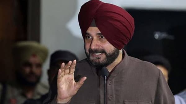 इतिहासाकडून शिकला नाही, तर त्या घटनांची पुनरावृत्ती होते, नवज्योत सिंग सिद्धूंचा इशारा