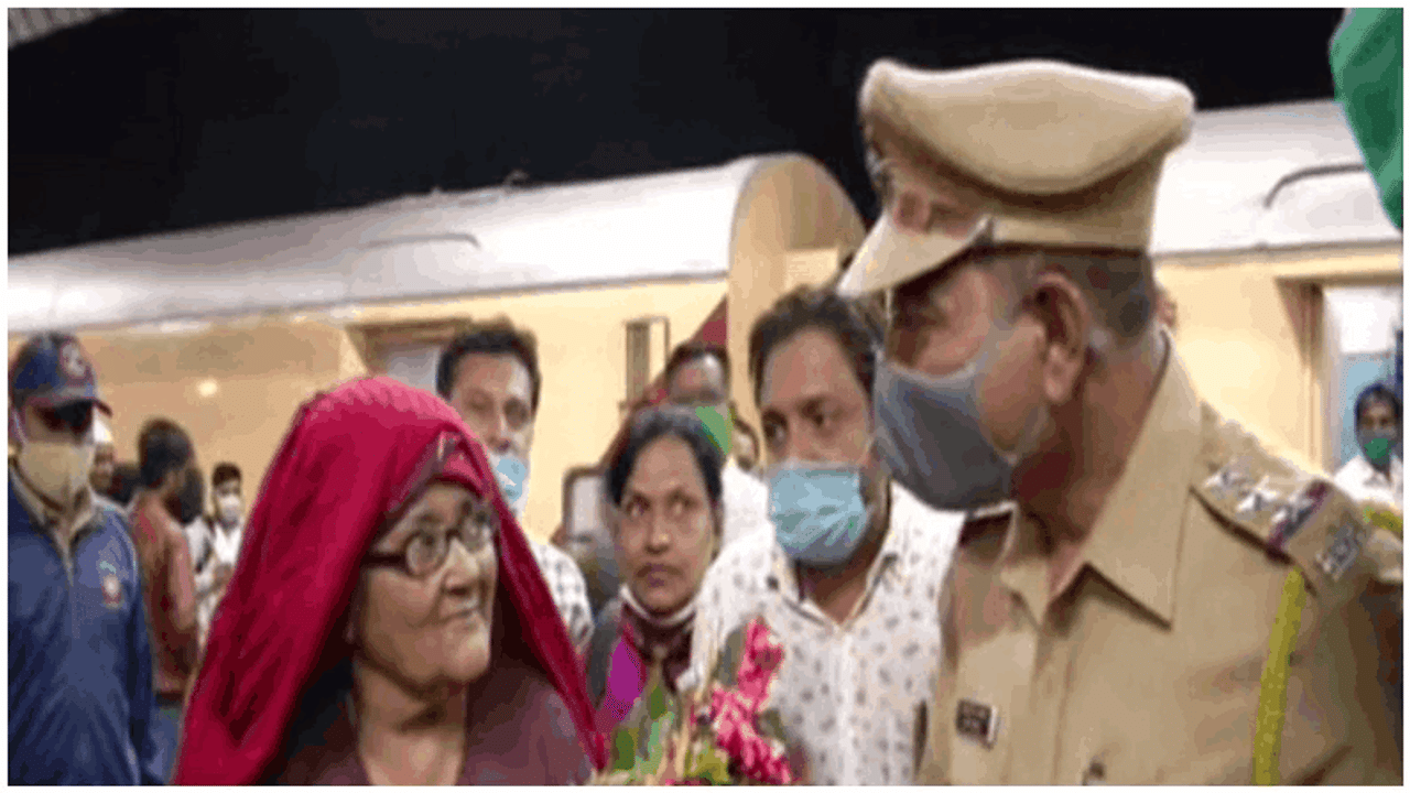 नातेवाईकांना भेटण्यासाठी पाकिस्तानात, तब्बल 18 वर्षे जेलमध्ये, 65 वर्षीय हसिना बेगम औरंगाबादेत परतल्या