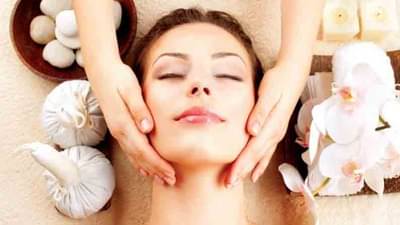 Skin Care | त्वचेचे सौंदर्य वाढवण्यासाठी ‘रेड वाईन’ लाभदायी, वाचा याचे फायदे...