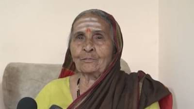 सांगलीत मुलगा-नातवासह दोन सुनांनी वृद्धेला लुबाडलं, 168 तोळे सोन्यासह 70 लाख लंपास