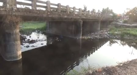 EXCLUSIVE : मुख्यमंत्र्यांच्या आदेशाला केराची टोपली, पंचगंगेचं प्रदूषण करणाऱ्या कंपन्यांना टाळे नाहीच EXCLUSIVE : मुख्यमंत्र्यांच्या आदेशाला केराची टोपली, पंचगंगेचं प्रदूषण करणाऱ्या कंपन्यांना टाळे नाहीच