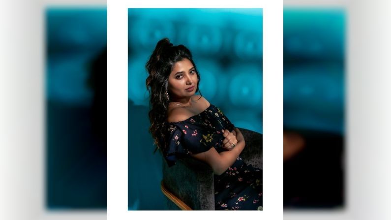 प्राजक्ता माळी मराठी चित्रपटसृष्टीतील आघाडीची अभिनेत्री असून ती कसदार अभिनयासाठी ओळखली जाते. महाराष्ट्रात तिचे लाखे चाहते आहेत.