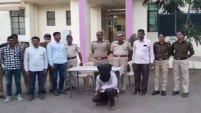 प्रेयसी म्हणाली, म्हातारी माझ्यावर ओरडली, प्रियकराकडून घरात घुसून गेम, नगरमधील थरार