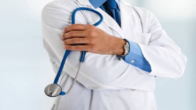 मुंबईत 29 वर्षीय डॉक्टर तरुणीची आत्महत्या, इंजेक्शन घेऊन आयुष्य संपवलं