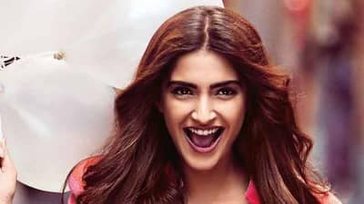 Hair Care | केसांची निगा राखण्यासाठी सोनम कपूरच्या टिप्स, तुम्हीही एकदा ट्राय करून पाहा!