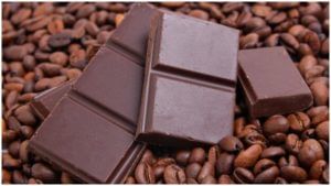 डार्क चॉकलेटमध्ये कोणती पोषक तत्वे असतात? आरोग्यासाठी किती आहे फायदेशीर