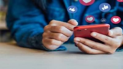 नागपूरचा बाबा, लंडनची मैत्रिण, फेसबुकवर मैत्री, थेट खिशाला कात्री !